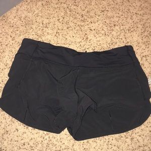 Lulu lemon shorts!!
